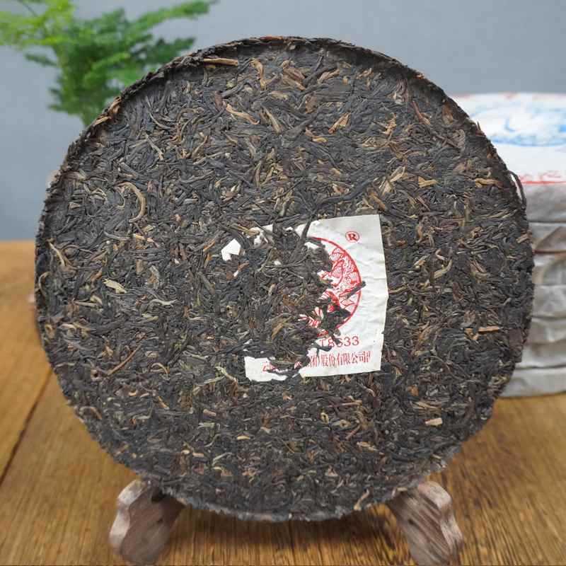 宝焰小铁饼中老期普洱茶收藏价值解析