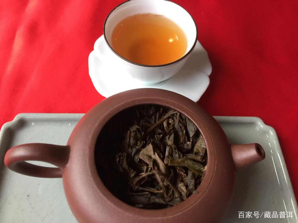 蓝印圆茶传奇：历史珍品与收藏价值解析