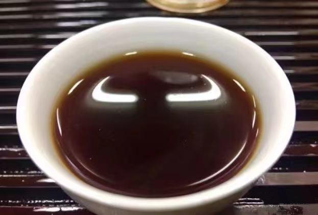 班章大白菜特二号，国营勐海茶厂生产，普洱史上超级好喝的熟茶！