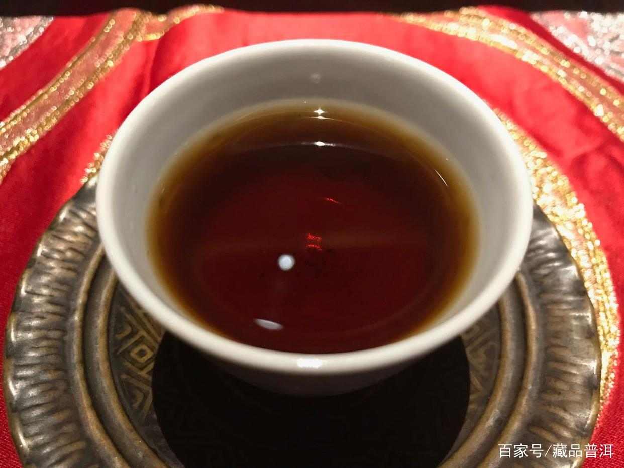易昌号普洱茶:源自古董号级茶脉络,有序传承至今,口感独具贵气 易昌号普洱茶:源自古董号级茶脉络,有序传承至今,口感独具贵气