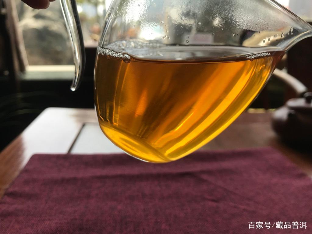 宋聘号尊称“茶王”!白水清2015宋聘号和茶王有何关系?看完就懂 宋聘号尊称“茶王”!白水清2015宋聘号和茶王有何关系?看完就懂