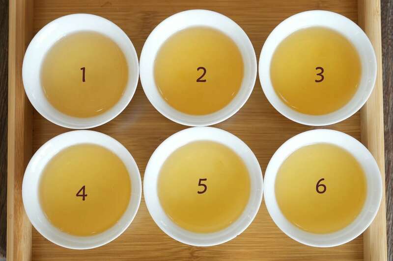 灵蛇献瑞生肖蛇饼-普洱茶收藏指南 brand_alt_mark