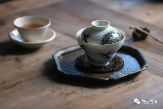 普洱茶煮茶技巧解析，激发茶香层次感