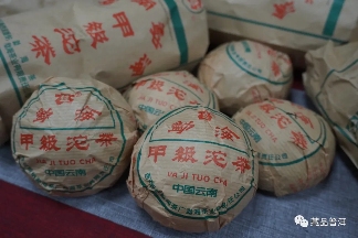 不同地区普洱茶存储方法解析：高湿防潮、干燥增湿全攻略