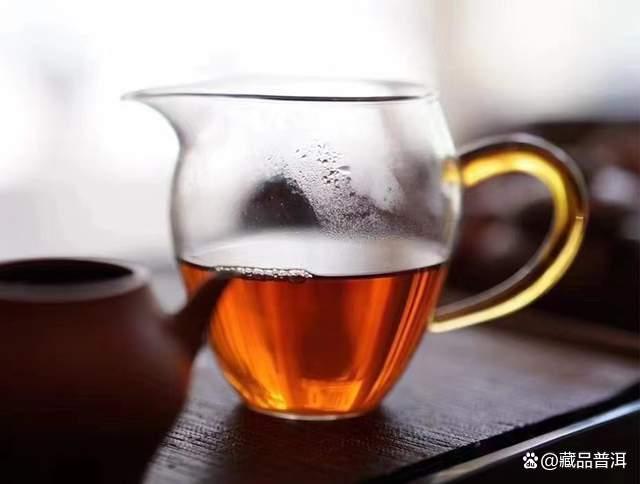 04年双狮号原野香：白菜风韵、孔雀烟香，中期市场明星普洱茶！