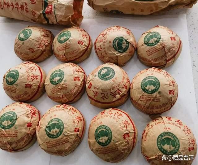 2004年班章珍藏青沱深度解析，班章大白菜家族传奇茶品