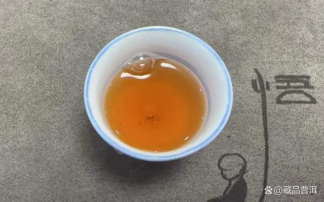 兴海2005年大口中老班章特点解析 班章产区优质茶品品鉴 兴海2005年大口中老班章特点解析 班章产区优质茶品品鉴