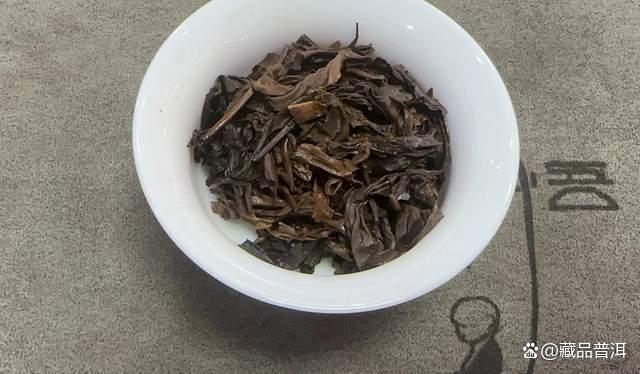 兴海2005年大口中老班章特点解析 班章产区优质茶品品鉴 兴海2005年大口中老班章特点解析 班章产区优质茶品品鉴