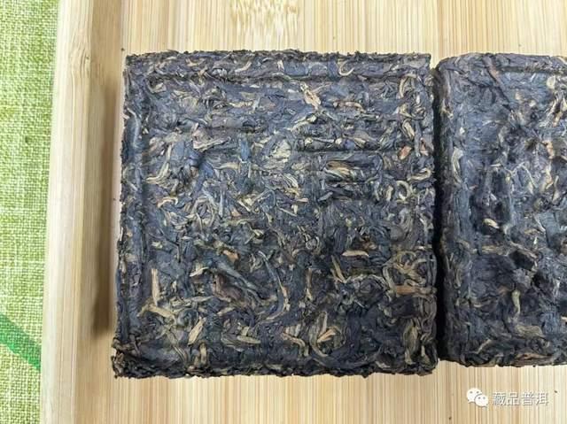 92方砖普洱茶详细解析:末代茶王来历与辨识特征全攻略 92方砖普洱茶详细解析:末代茶王来历与辨识特征全攻略