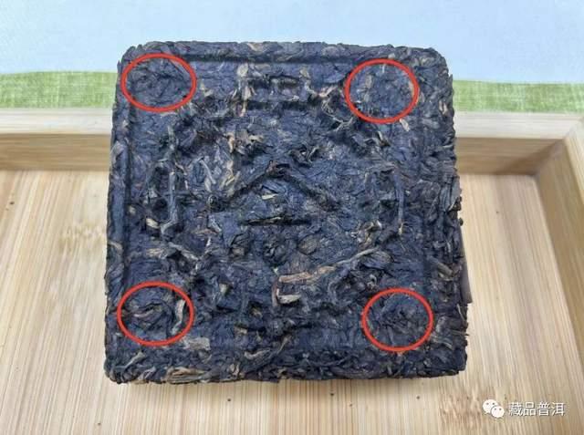 92方砖普洱茶详细解析:末代茶王来历与辨识特征全攻略 92方砖普洱茶详细解析:末代茶王来历与辨识特征全攻略