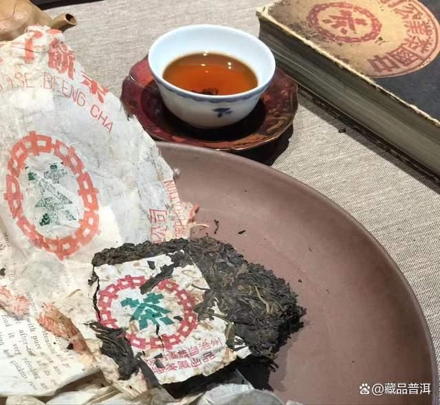 73青饼来历揭秘：勐海茶厂早期7542配方老茶真相