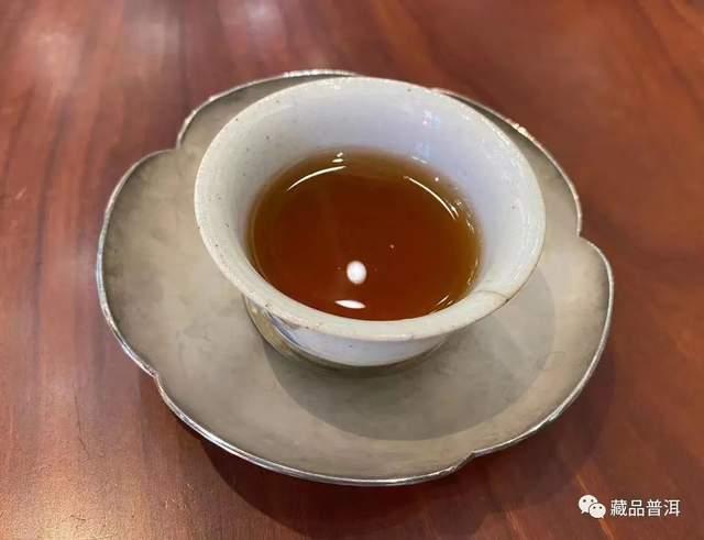 2001年简体云红大益7542普洱茶品鉴攻略