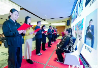 贵阳举行黔茶冲泡技艺传承收徒仪式,11名茶文化爱好者拜师学习非遗技艺 师徒相承,黔茶飘香 非遗技艺助推茶产业新篇章