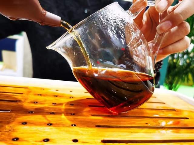 普洱茶冲泡技巧大揭秘,掌握茶性让每泡茶都香醇 普洱茶冲泡技巧大揭秘,掌握茶性让每泡茶都香醇