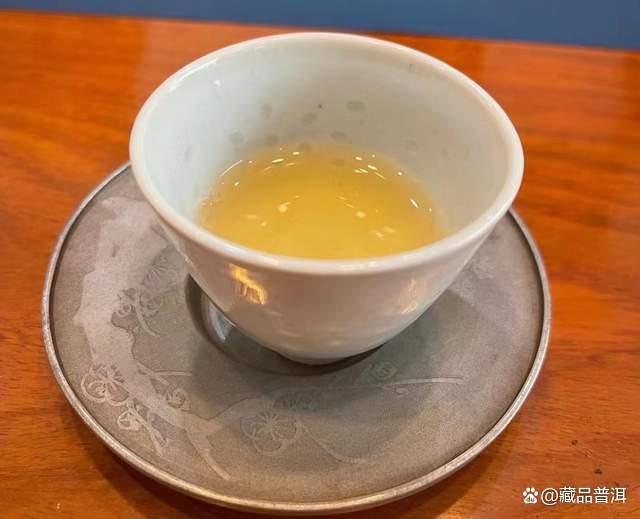 曼松茶：普洱茶界新贵，有钱都买不到的茶中珍品！