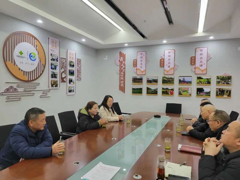  蒲丹惠赴名山区调研春茶生产和春耕备耕情况