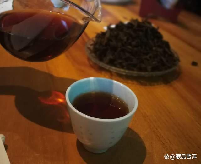 蓝印普洱圆茶传奇解析，印级茶标杆茶品的由来与特征
