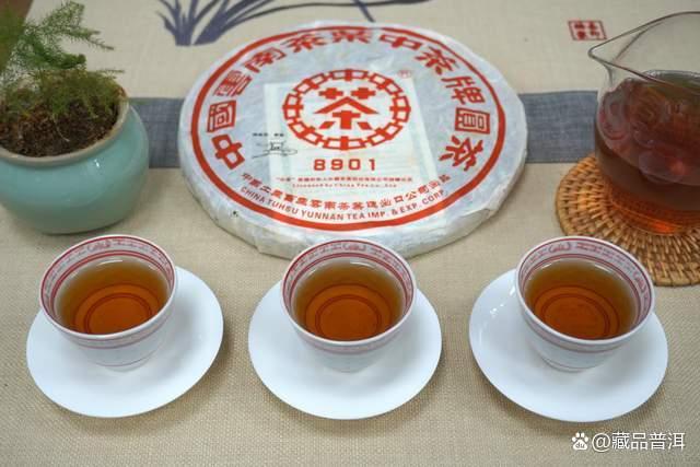 普洱茶的独特价值与好茶评判标准，越陈越香的魅力所在