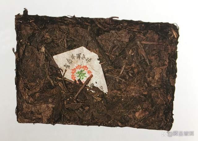 国营昆明茶厂7581熟茶砖发展历程与品质特征解析 国营昆明茶厂7581熟茶砖发展历程与品质特征解析