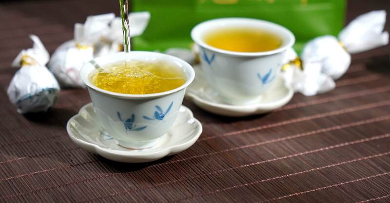 孔雀普洱茶品质解析:高端原料工艺与独特口感体验 2024年一头大象孔雀龙珠生茶