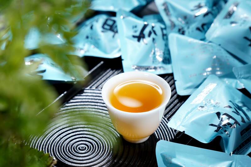 帕沙老树龙珠生茶口感醇厚饱满,花香高扬回甘显著 2024年一头大象帕沙老树龙珠生茶