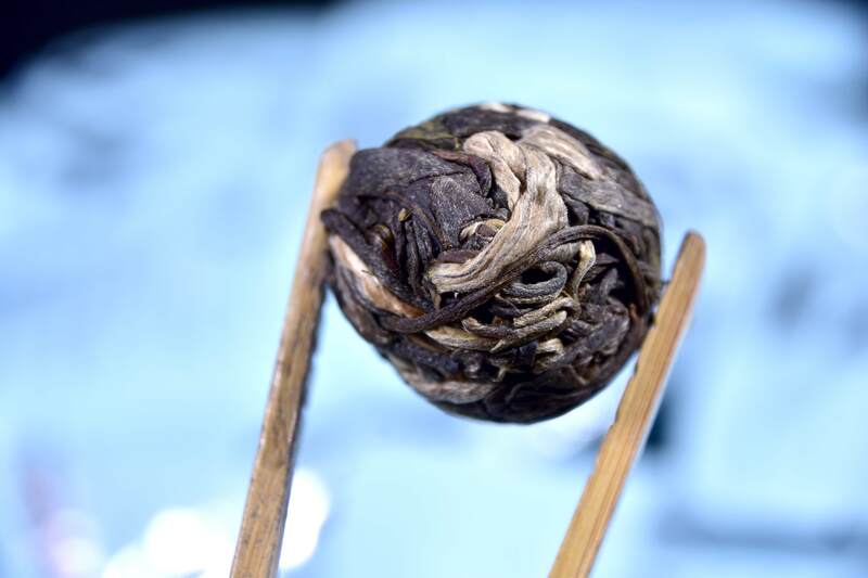 帕沙老树龙珠生茶口感醇厚饱满,花香高扬回甘显著 2024年一头大象帕沙老树龙珠生茶