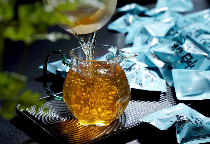 帕沙老树龙珠生茶口感醇厚饱满,花香高扬回甘显著 2024年一头大象帕沙老树龙珠生茶