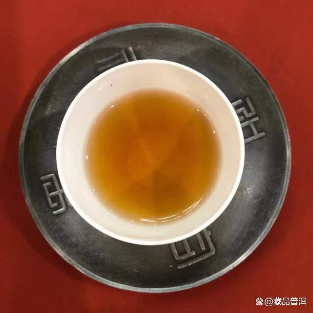 紫大益401批南糯生态茶：经典公章金丝带，南糯风味典范