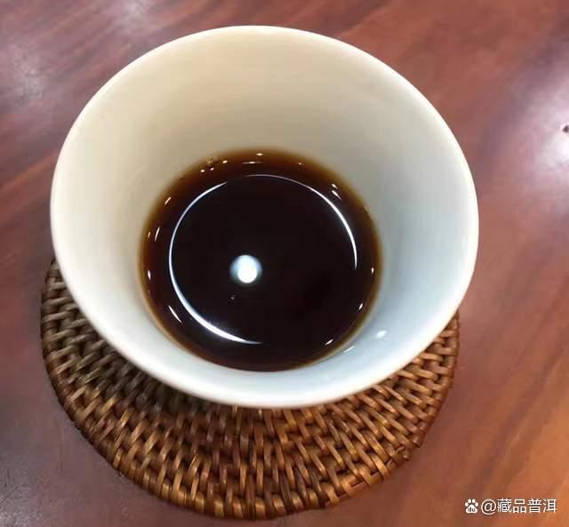 紫大益7572熟茶多少钱?行情小幅上涨,不愧是勐海茶厂标杆老熟茶 紫大益7572熟茶多少钱?行情小幅上涨,不愧是勐海茶厂标杆老熟茶