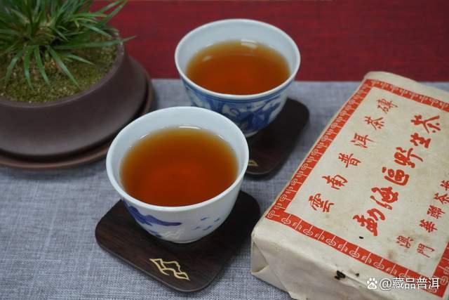 2004年澳门华联砖普洱茶深度解析，中老期茶市场明星产品