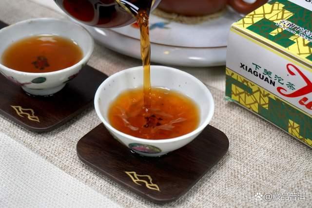 下关2010年云南沱茶销法沱，优化用料工艺，国民熟茶，经典口粮！