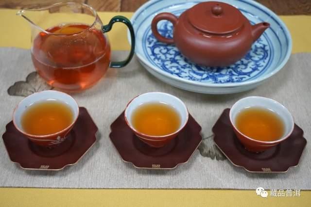 普洱茶存放年份对口感的影响与适饮期解析