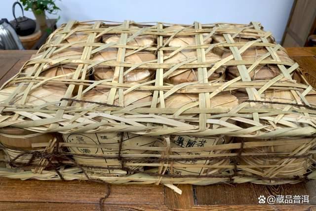 科学存茶：普洱茶存放容器最佳选择与注意事项