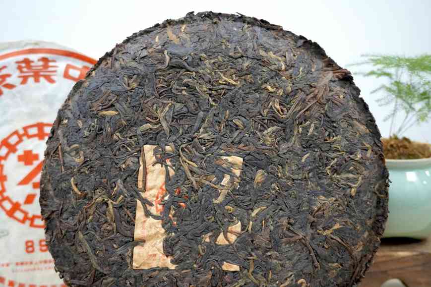 2006中茶红印8901：烟香醇厚经典陈化