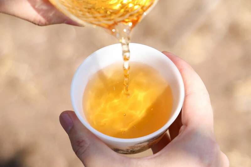 岩子头古树沱茶:自然馈赠与匠心工艺的完美融合 下关岩子头古树沱茶 汲取山水精华,成就绝美品质