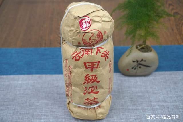 老牌下关沱茶：历史溯源与年份鉴赏指南