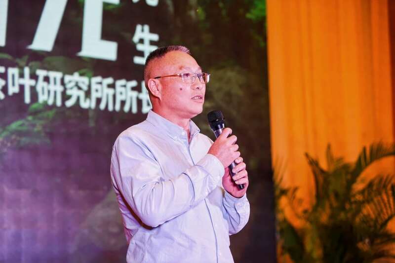 老字号应对消费降级锻造新消费力量 2025下关沱茶全国经销商大会圆满召开!