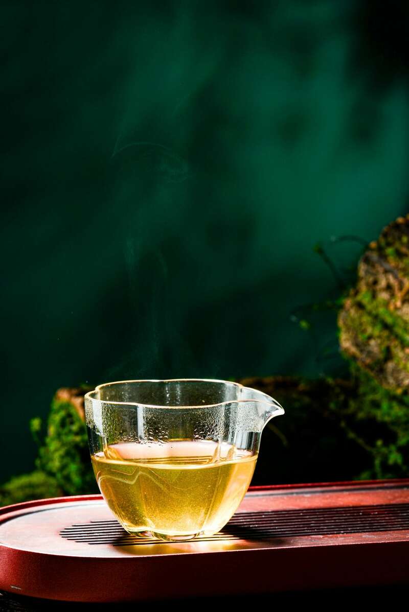 景迈山古树春茶风味传承 001蕴含千年生态密码 澜沧古茶景迈山的春天,该是001味的