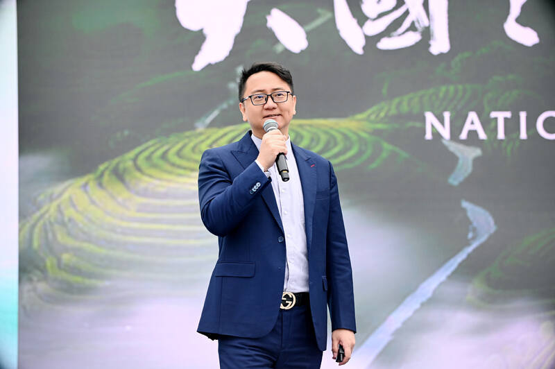 蒙顶山茶产业高质量发展:品牌推广与全球合作 全球茶商共议茶业大计!2025年蒙顶山茶商大会圆满召开!