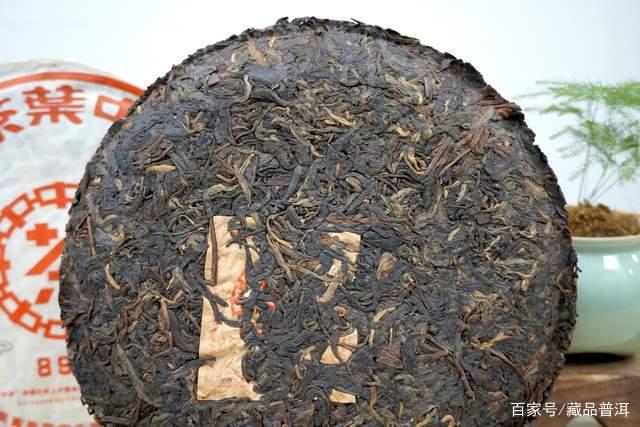 中老期普洱茶干仓湿仓辨别技巧