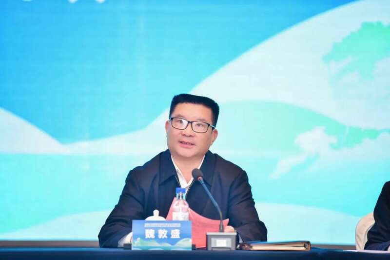 南平市推动科技赋能生态茶产业高质量发展 福建省茶树种质资源圃(武夷山)签约授牌活动暨《生态茶园评价指南》省地方标准编制专家会在武夷山市举行