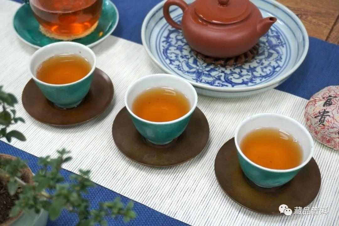 2004双雄花开富贵沱品鉴：回甘甜润花香蜜韵