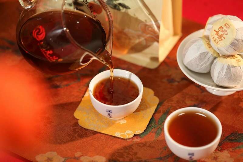 小红柑普茶新宠 4年陈化温和养人四季皆宜 新品类小红柑上新:10龄老树柑,4年陈化,浓郁香甜,便享舒适
