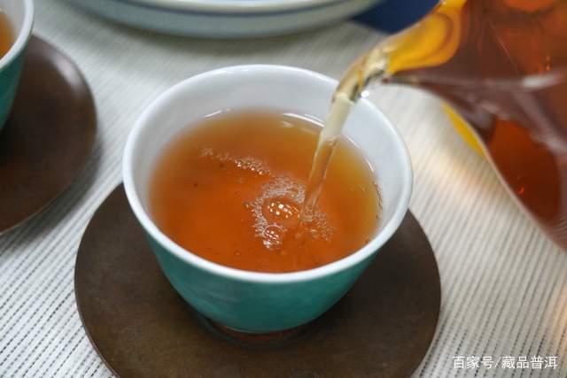 普洱茶老料新压制作工艺与品饮价值解析