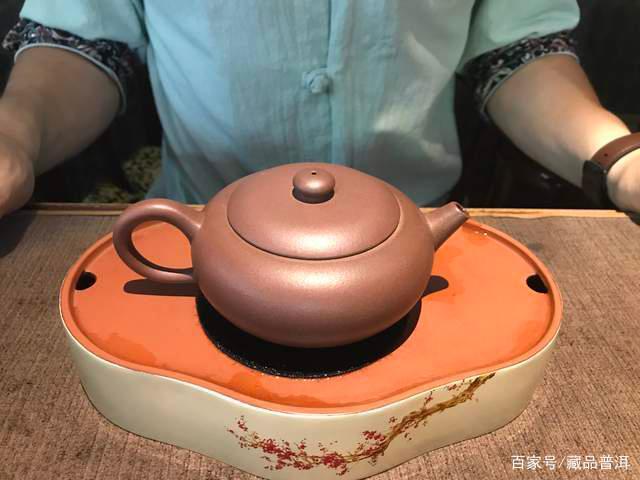 超实用的普洱老茶冲泡法！了解老茶茶性，掌握冲泡老茶的具体操作