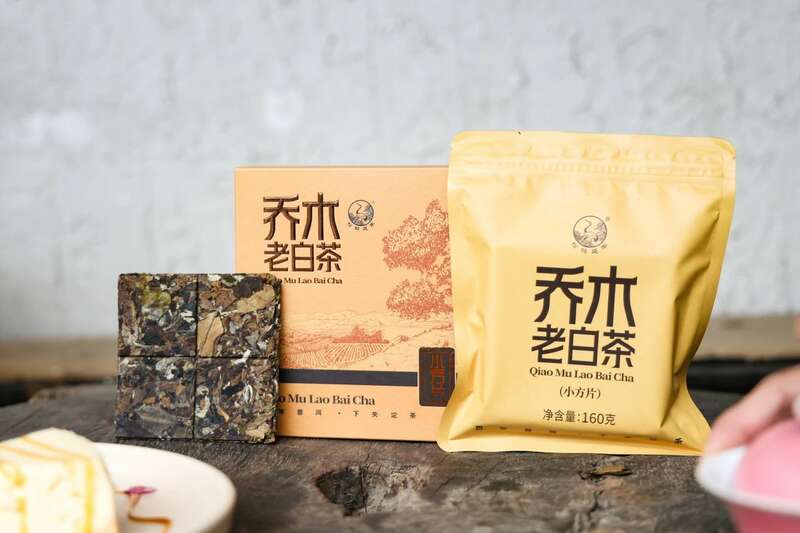 下关乔木老白茶 风起春意,适饮白茶 下关乔木老白茶 风起春意,适饮白茶