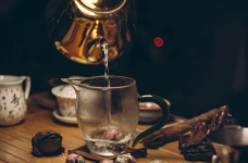 茶选择之道：为何小量喜爱茶胜过大量不喜茶？