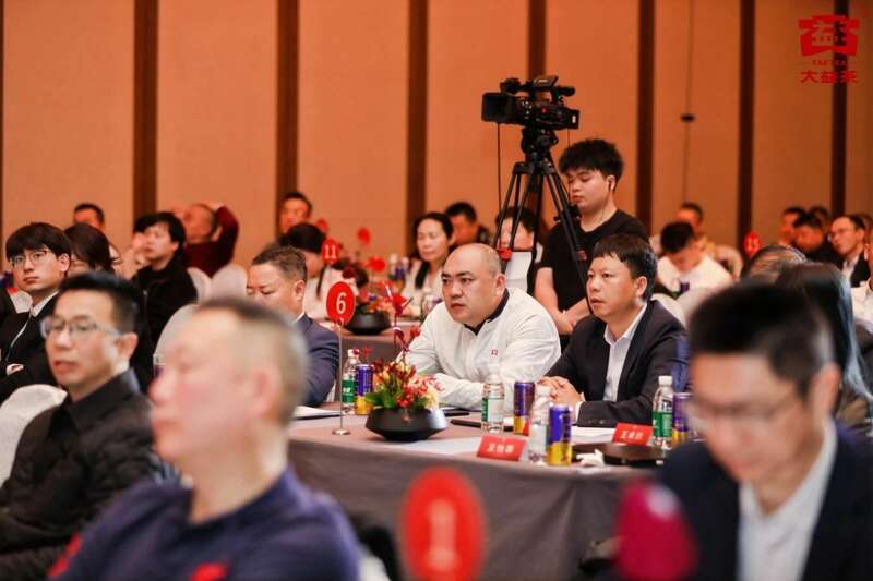 品牌战略升级,普洱茶行业迈向百亿新赛道 张亚峰:牵手里斯,打造中国百亿茶企