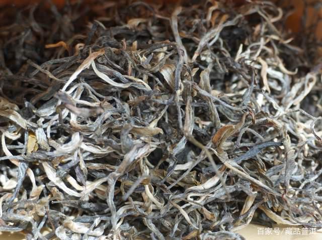 揭秘普洱茶选购3大误区：真假拼配与年份真相