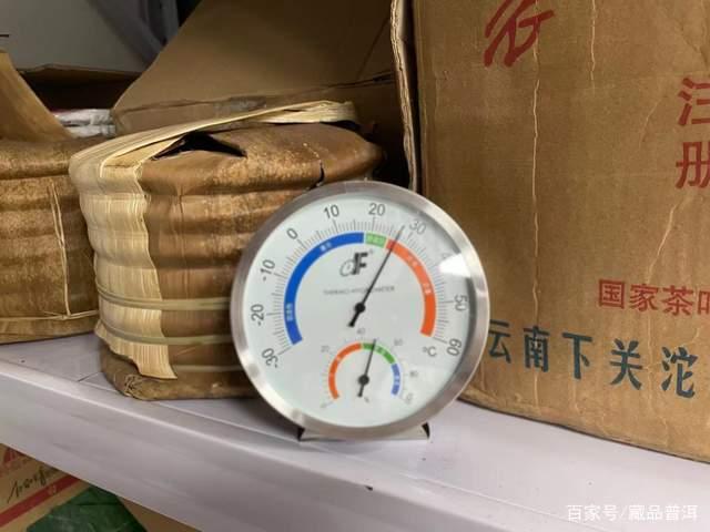 家庭存放普洱茶有哪些容器?这4种容器各有利弊,快看你适合哪个 家庭存放普洱茶有哪些容器?这4种容器各有利弊,快看你适合哪个